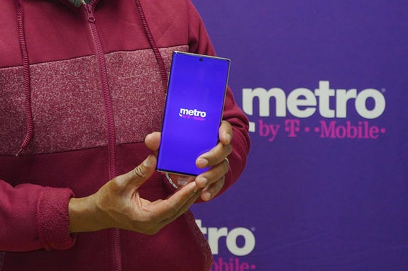 Metro by T-Mobile Selects OKRP